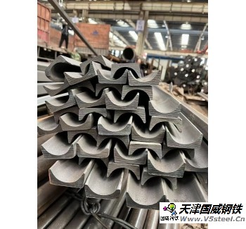 槽型鋼/水冷壁管固定件55x24/L=450/15CrMo